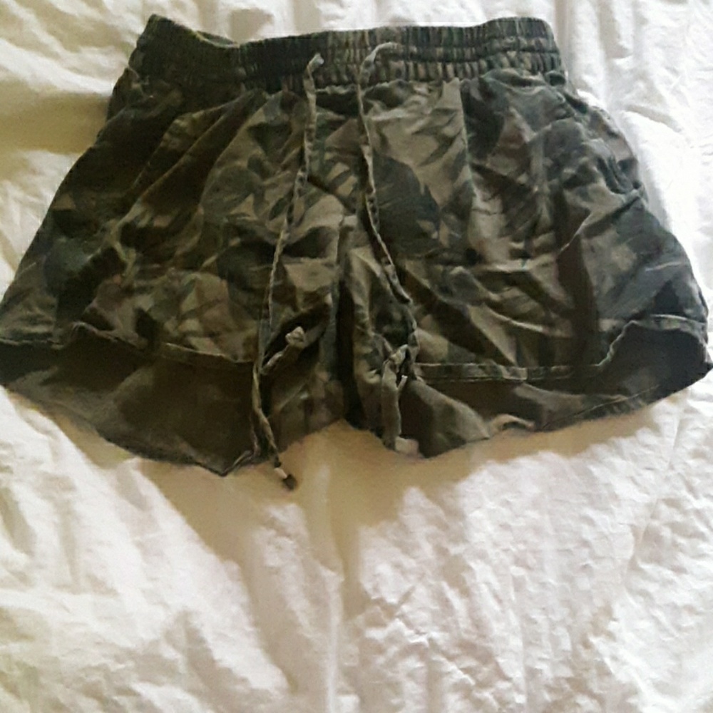 Shorts - Picture 1 of 1